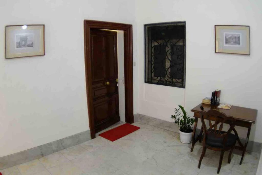 Beautiful Apartment Next To Piazza Di Spagna Рим Екстер'єр фото