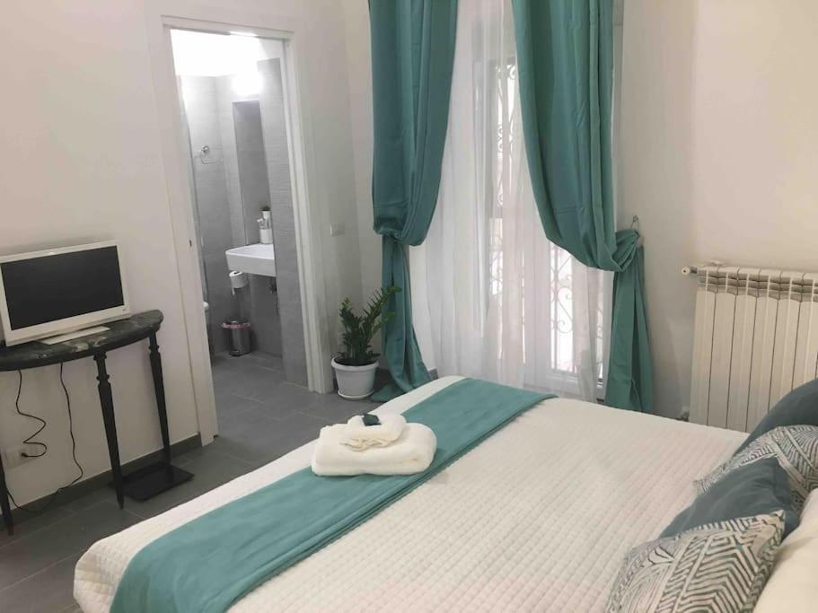 Beautiful Apartment Next To Piazza Di Spagna Рим Екстер'єр фото